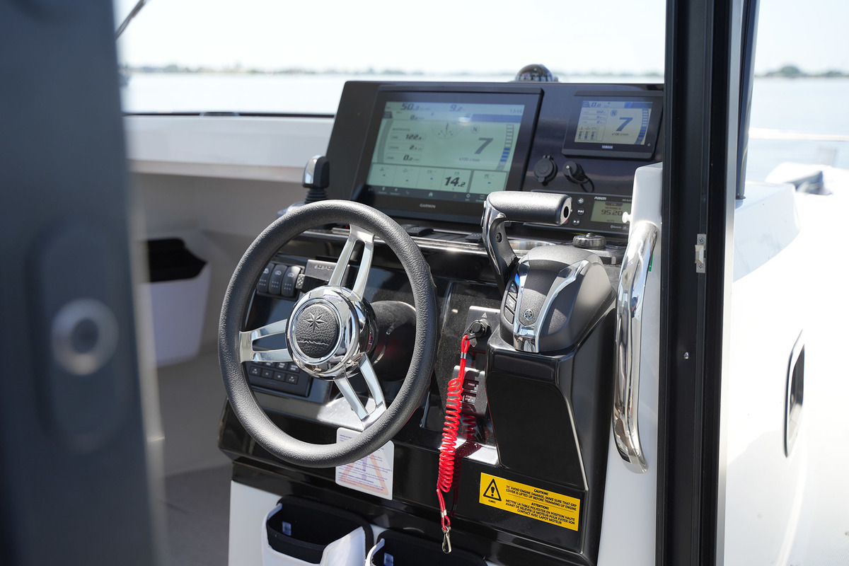 foto: 5 Jeanneau Merry Fisher 795 Sport Serie 2