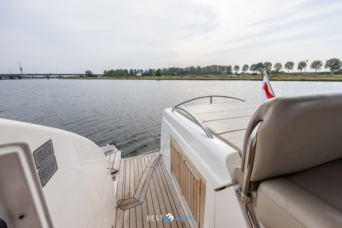 foto: 6 Fairline Targa 40