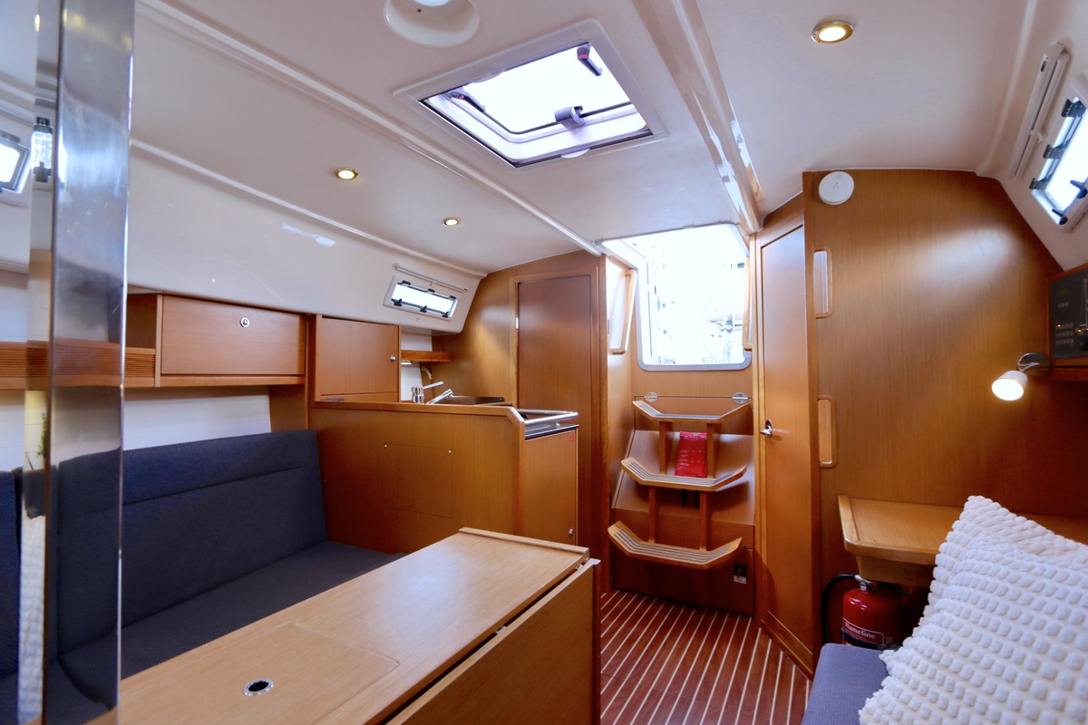 foto: 5 Bavaria  32 Cruiser