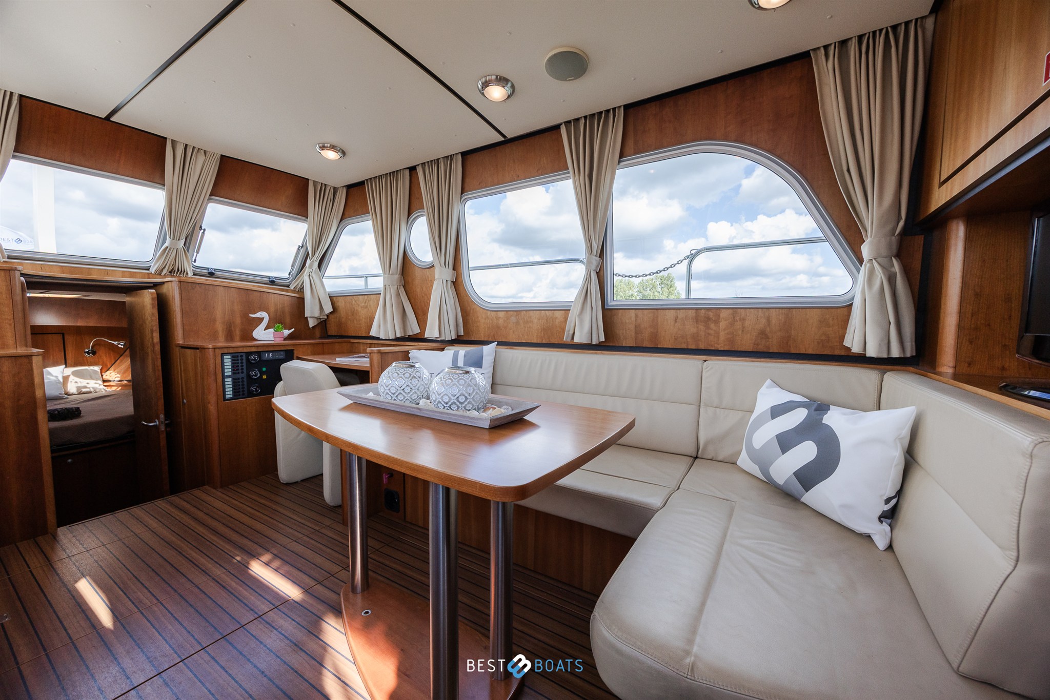 foto: 8 Linssen Grand Sturdy 34.9 AC