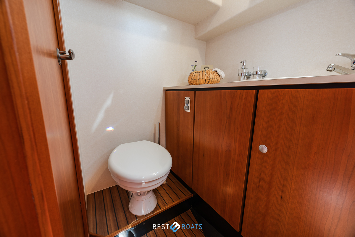 foto: 7 Linssen Grand Sturdy 29.9 Sedan 