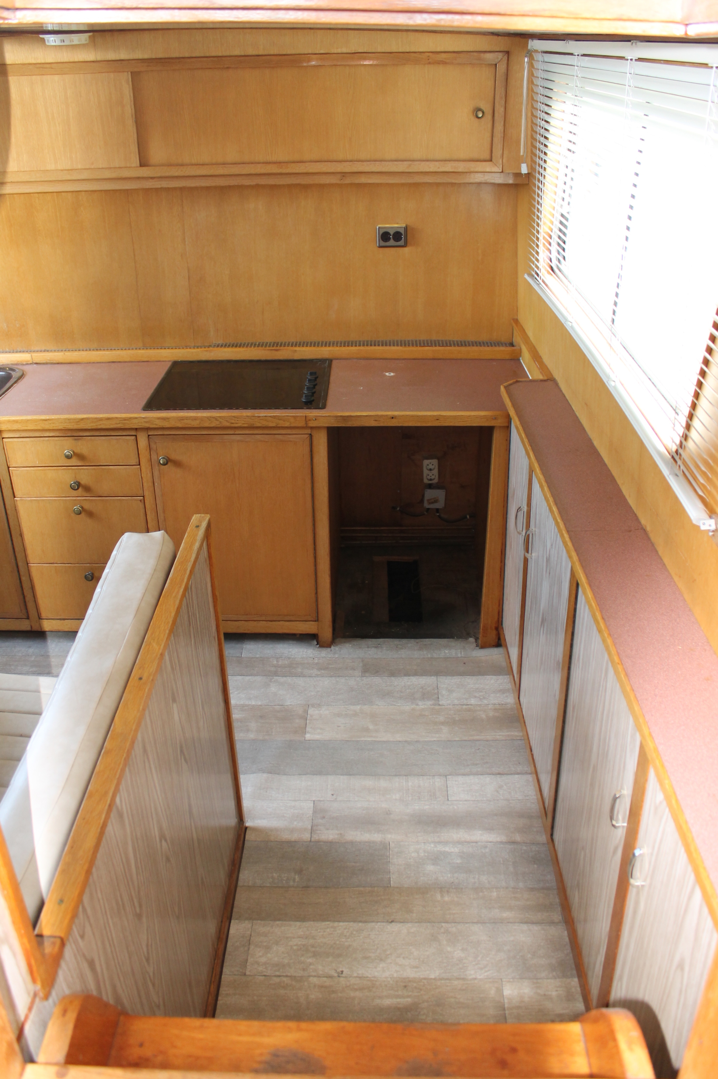 foto: 12 Tjalk Varend Woonschip 19.99