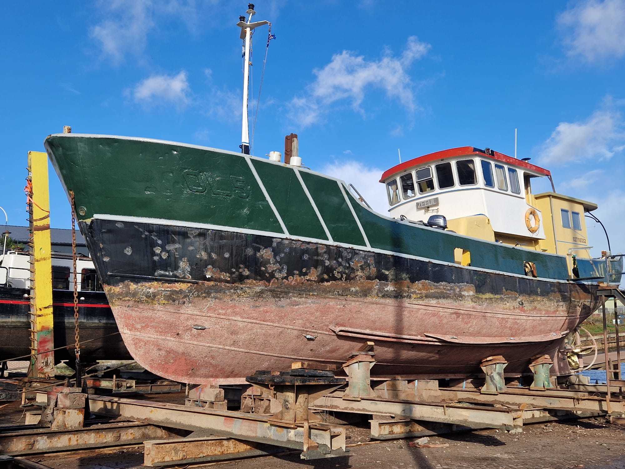 foto: 5 Ex Viskottter/ Varend Woonschip Ex Viskotter