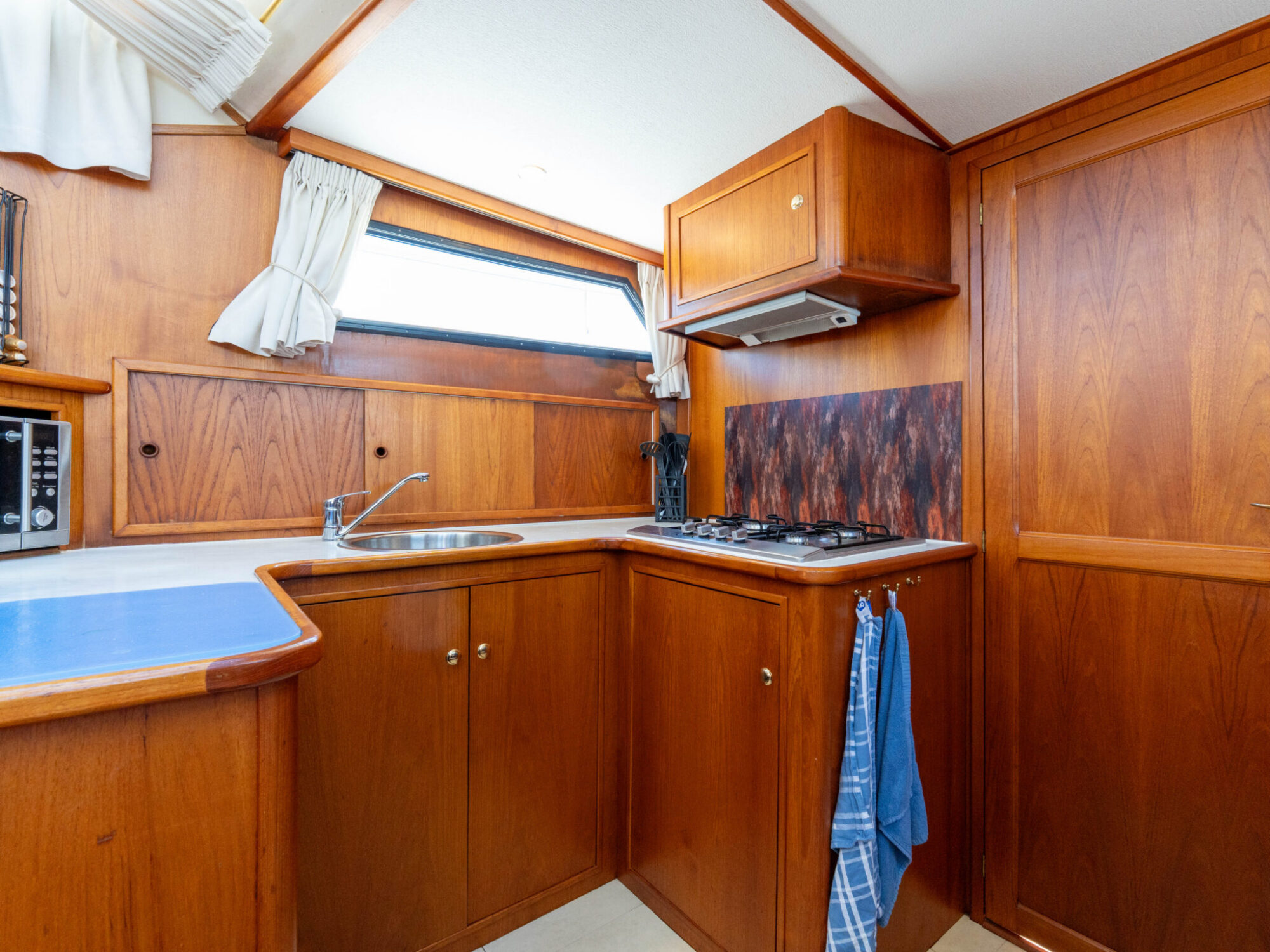 foto: 6 Linden Linden Kruiser 13.30 AK