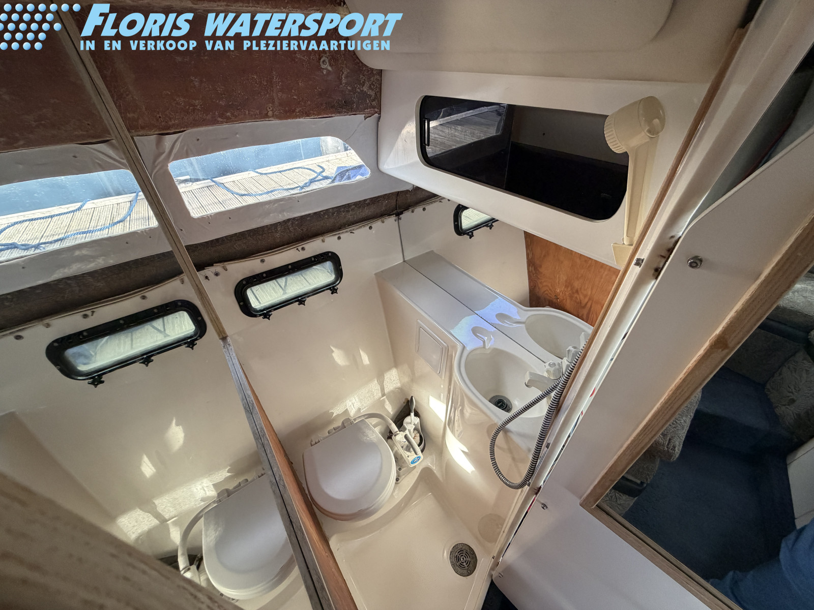 foto: 5 Bayliner 2855 Ciera Sunbridge