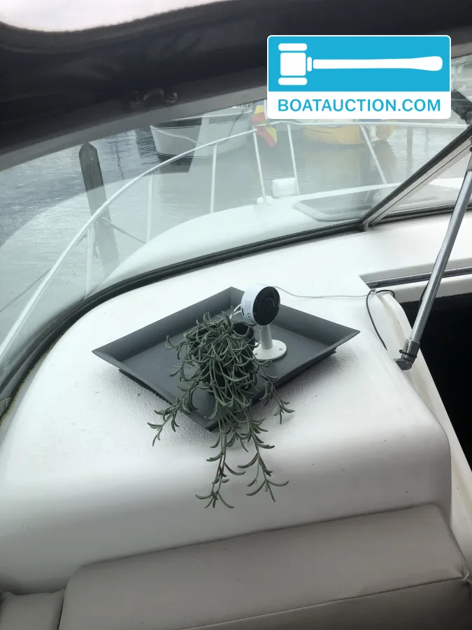 foto: 8 Chaparral 2370 SL