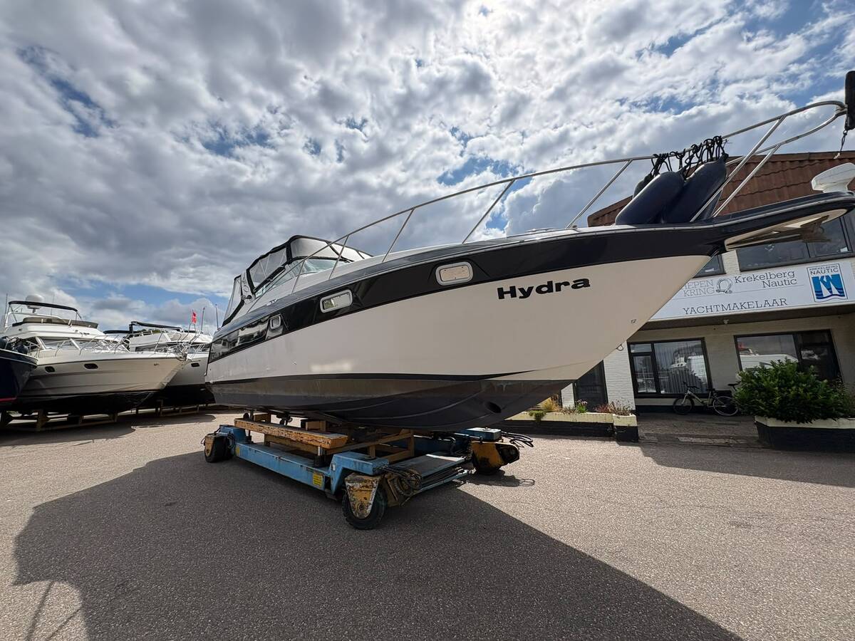 foto: 5 Maxum 3200 SCR