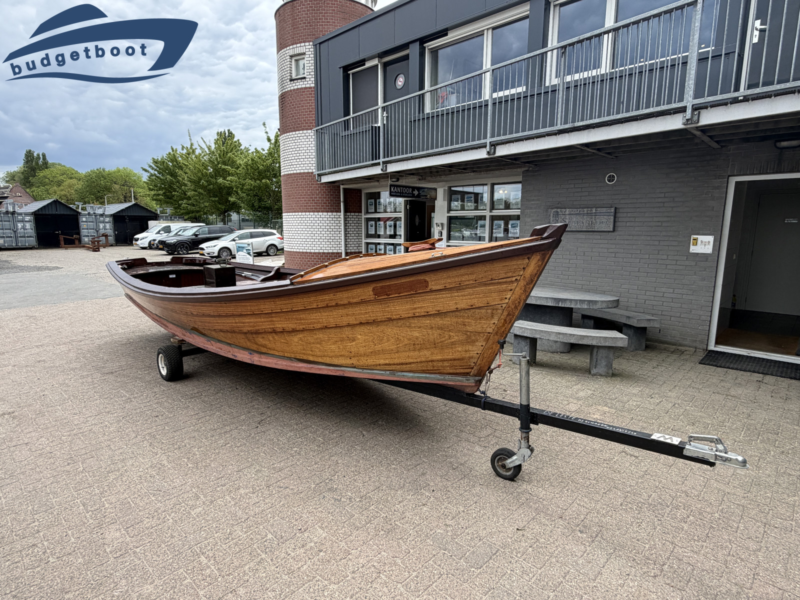 foto: 5 Houten sloep 680 uit Texel
