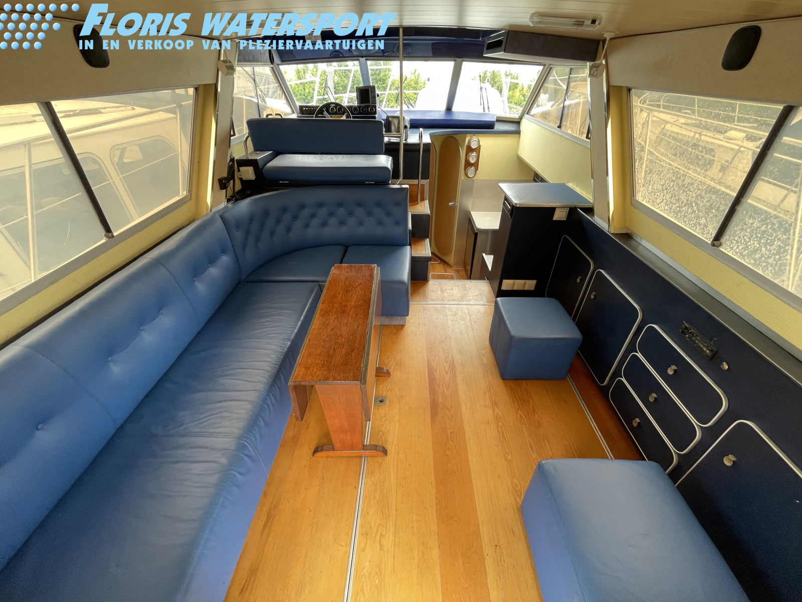 foto: 4 Fairline  40