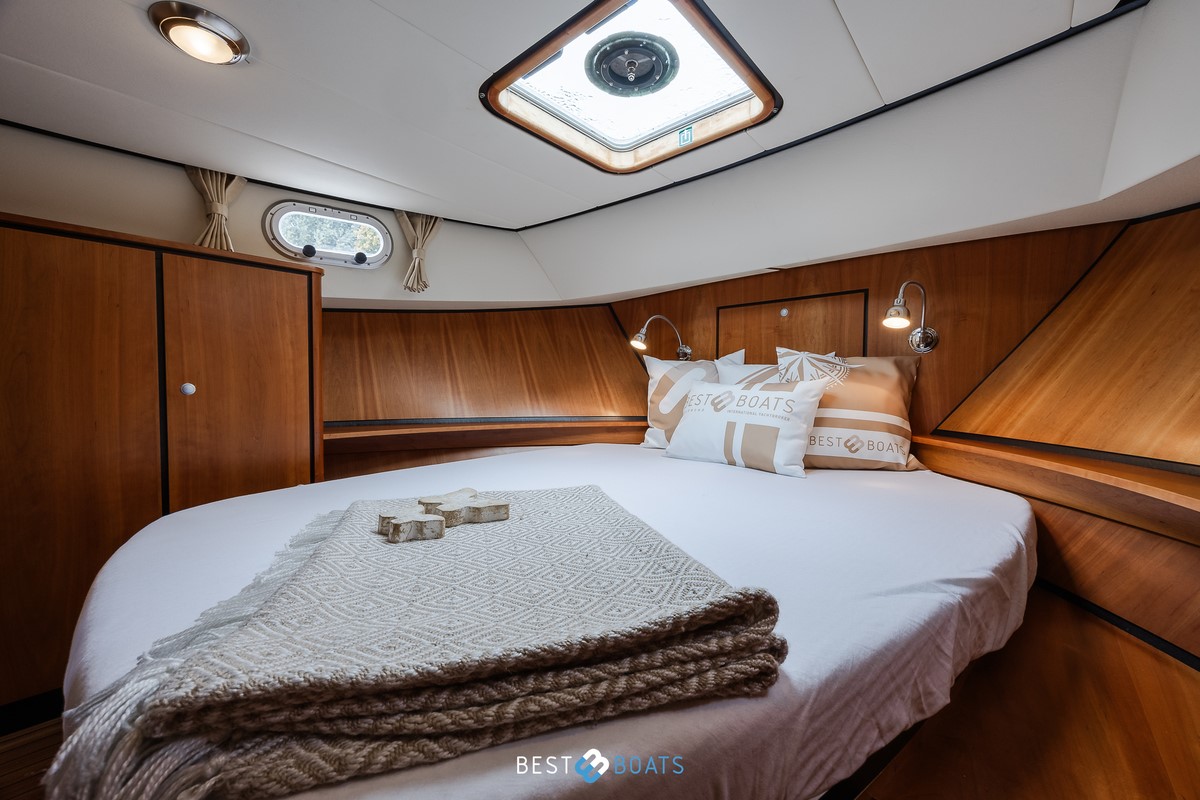 foto: 7 Linssen Grand Sturdy 34.9 AC