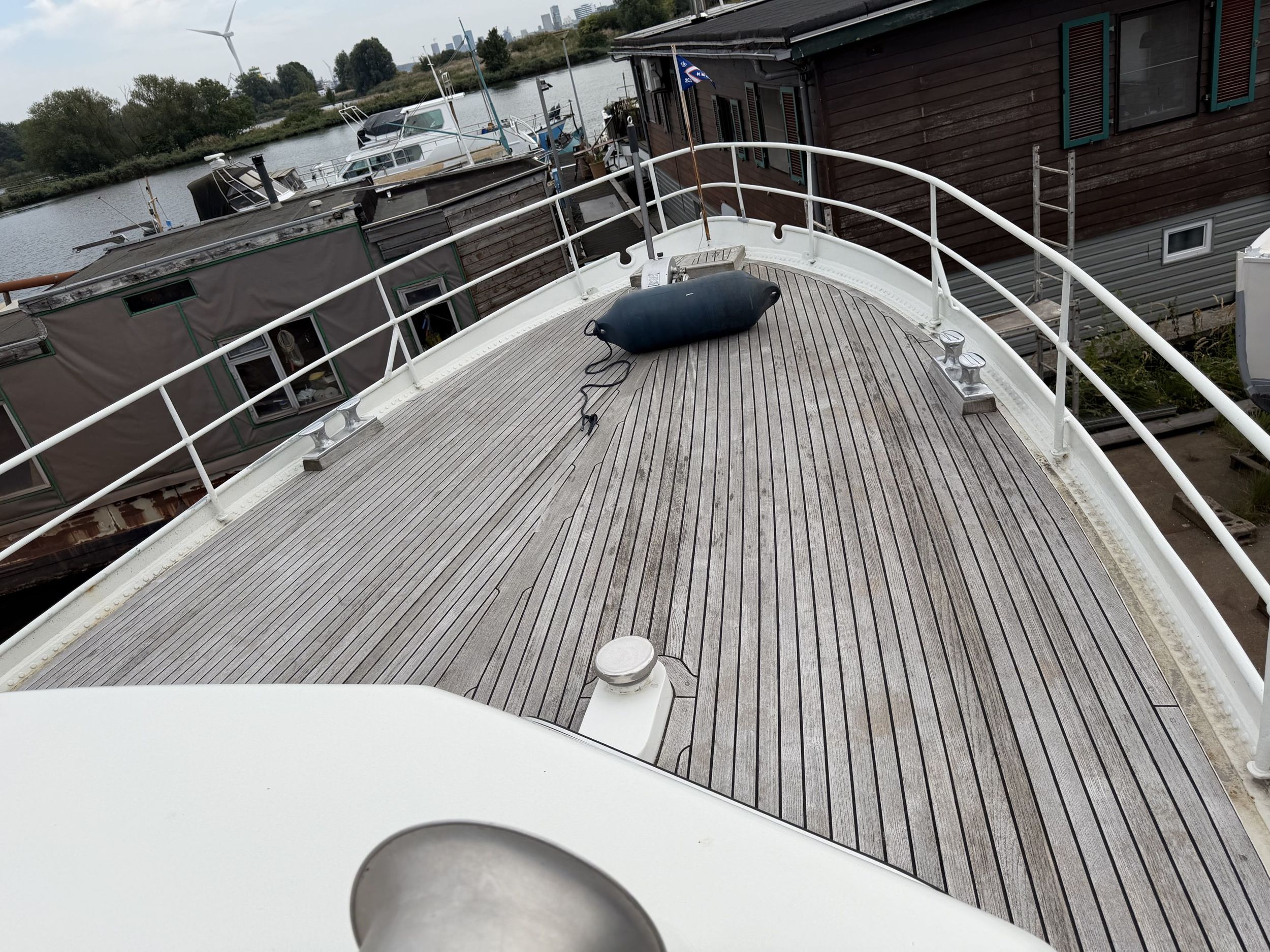 foto: 6 Akerboom Bakdekkruiser 1500