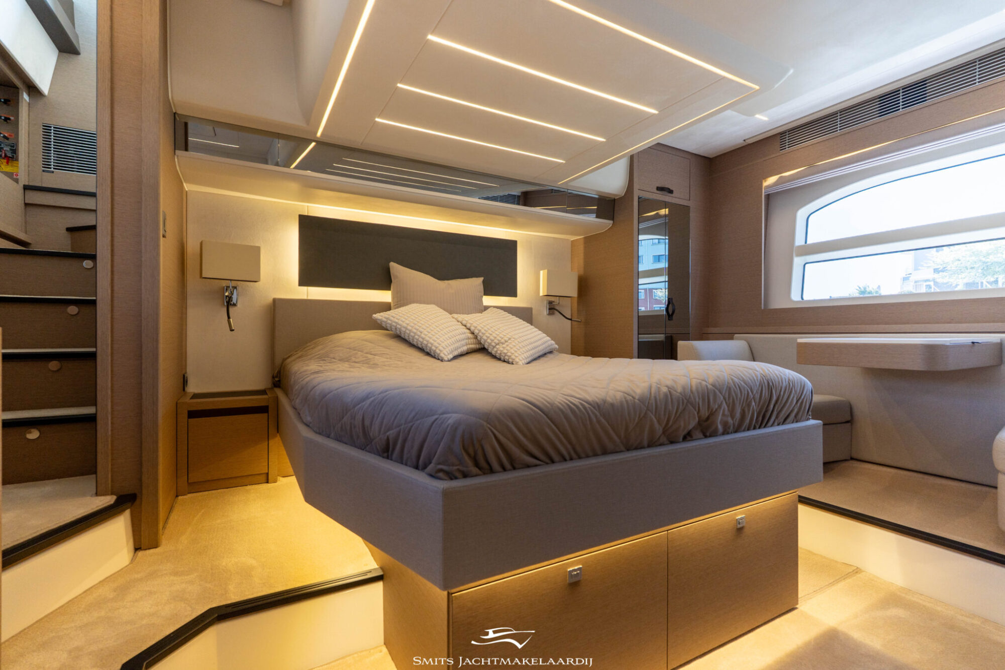 foto: 12 Prestige Prestige 590 Flybridge