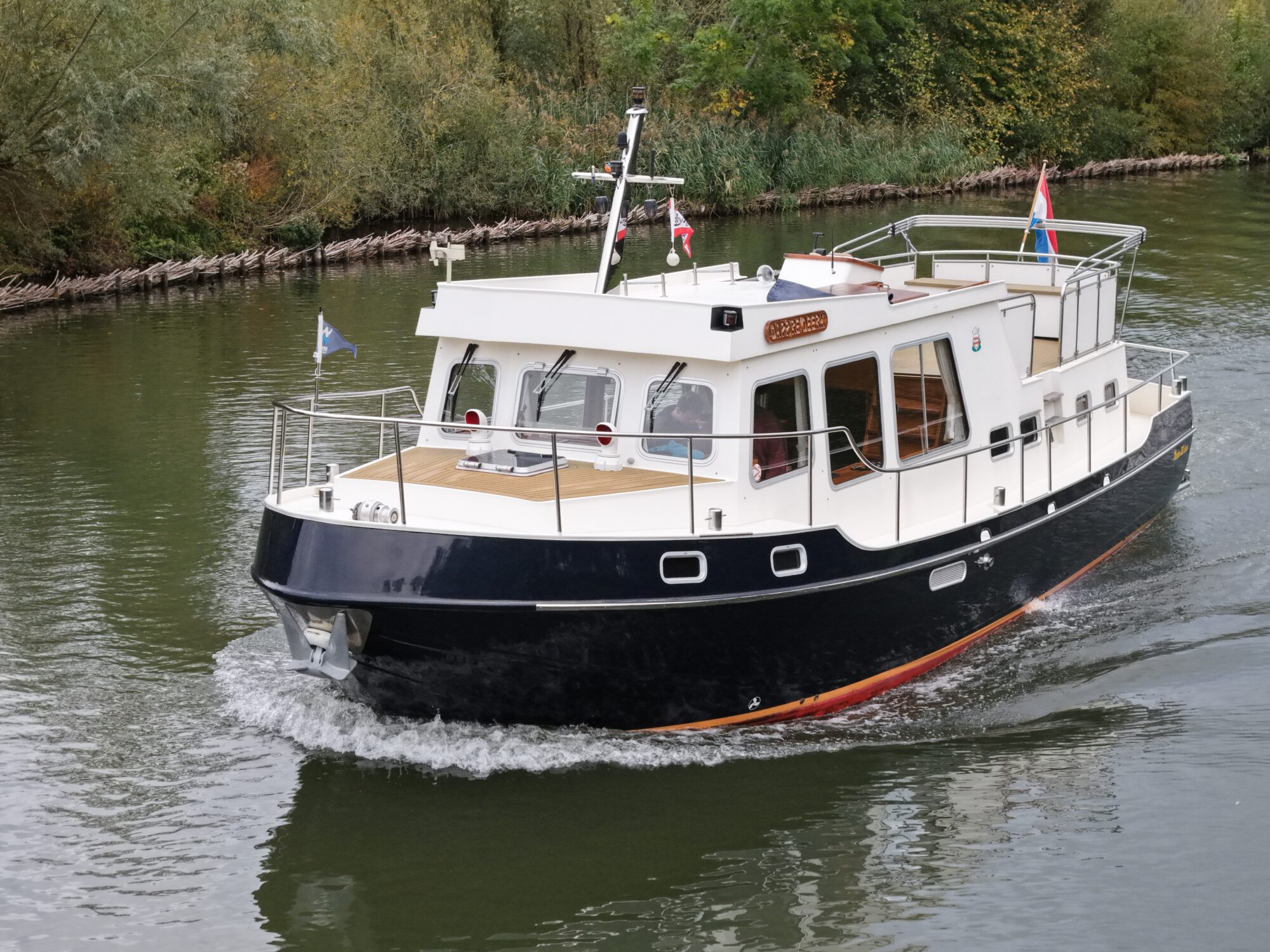 foto: 7 Macheta Macheta 1200 Classic