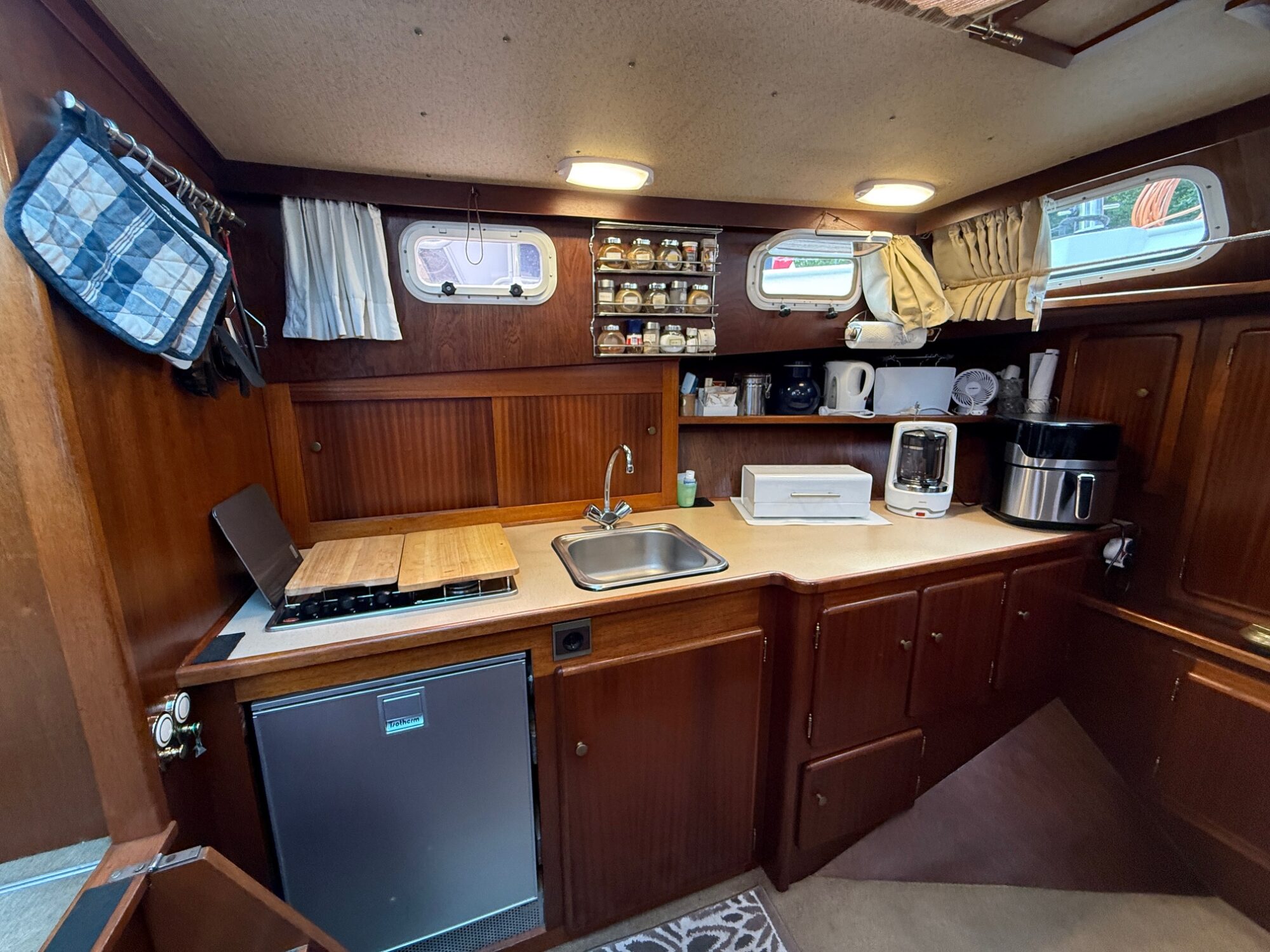 foto: 8 Linssen Linssen 32 SL