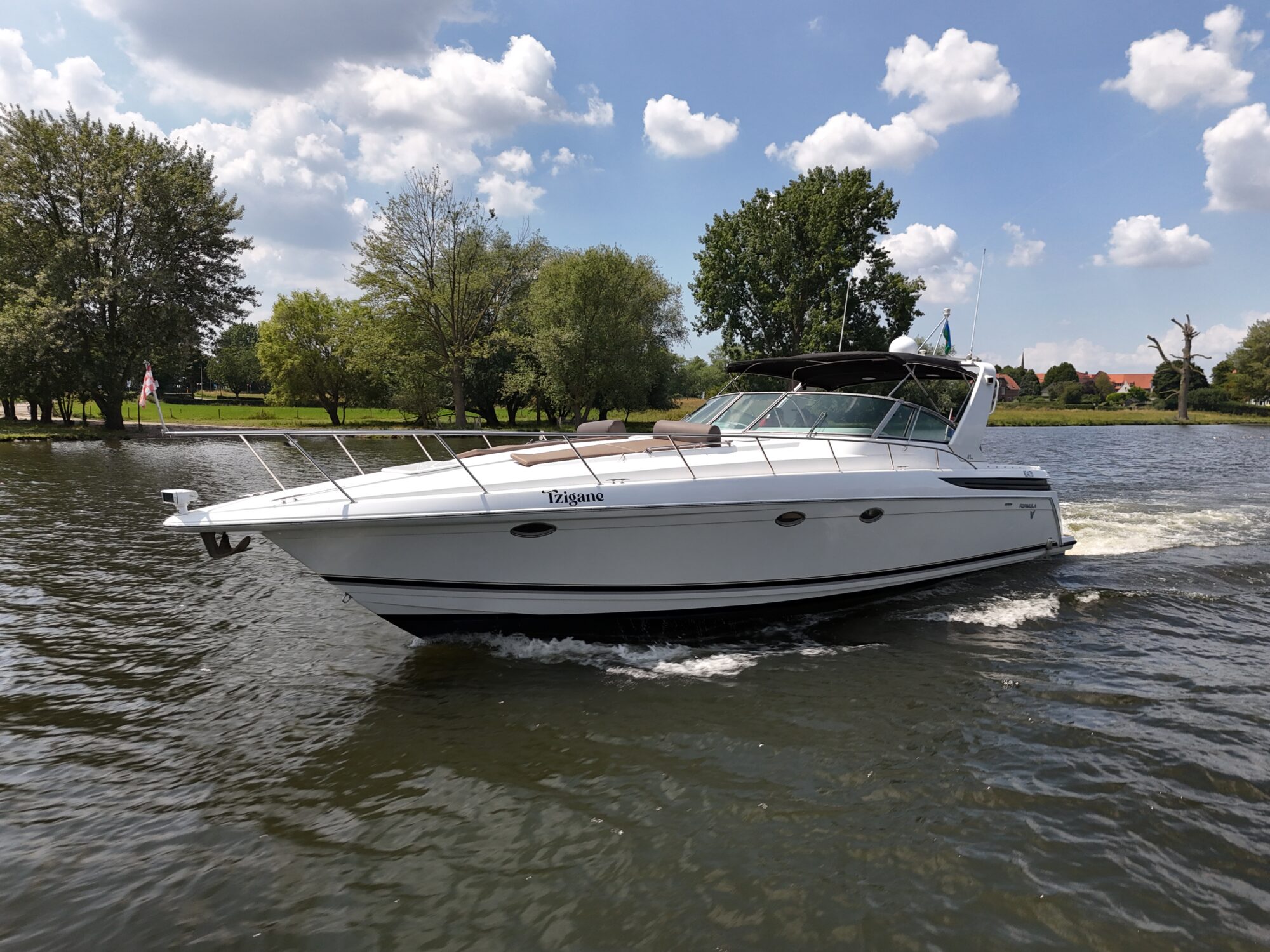 foto: 5 Formula Formula 41 PC