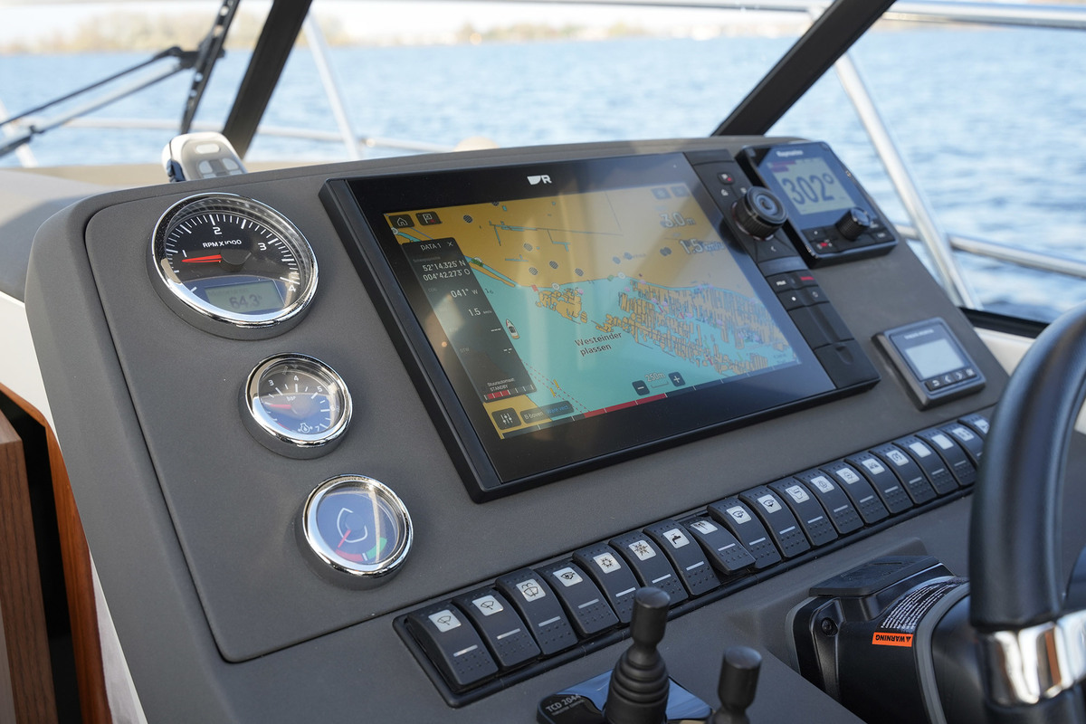 foto: 16 Marex 330 Scandinavia (2024)