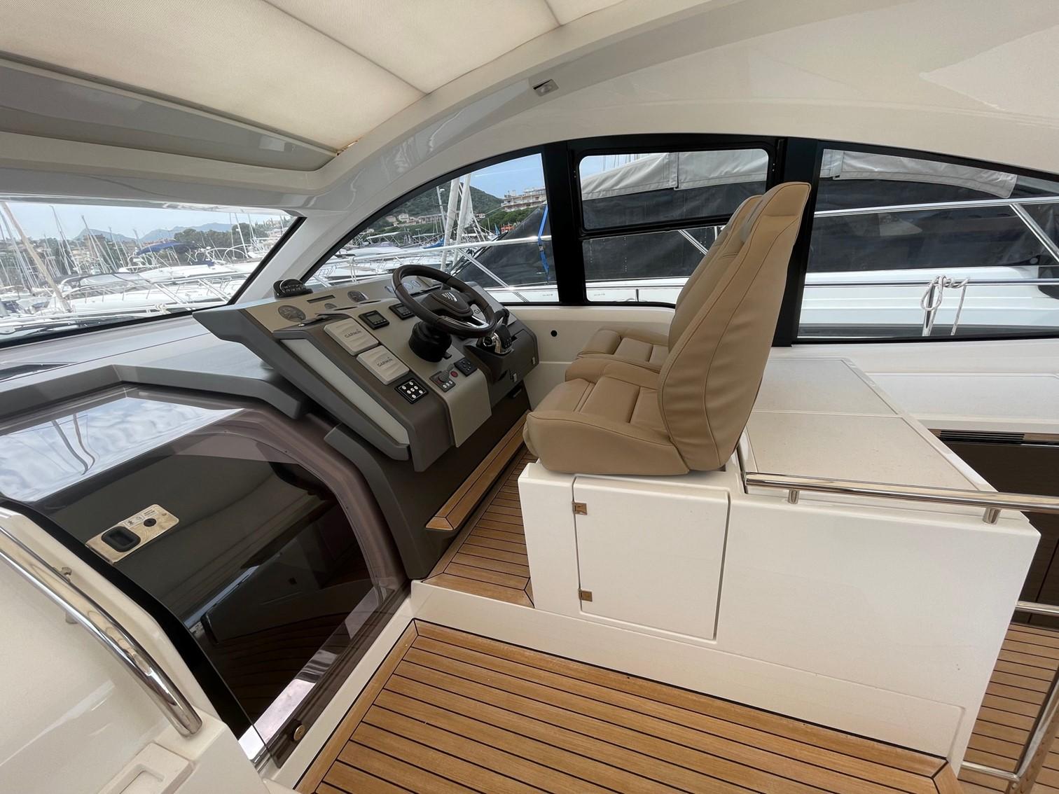 foto: 5 Fairline Targa 48 HT