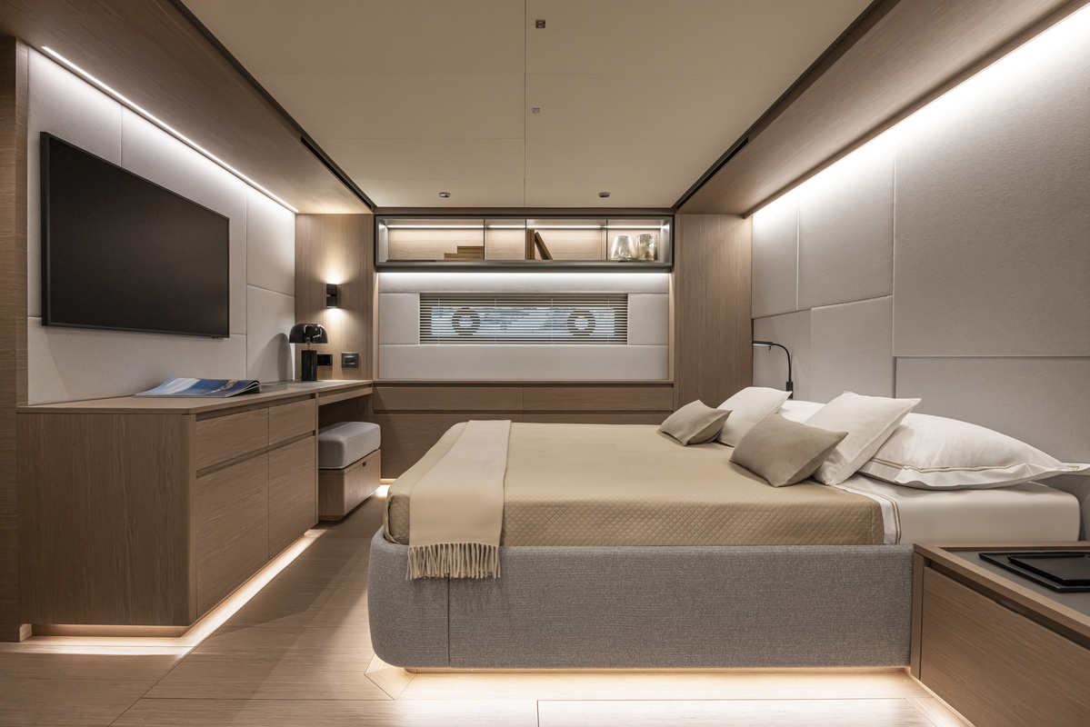 foto: 4 PARDO YACHTS GT 75 