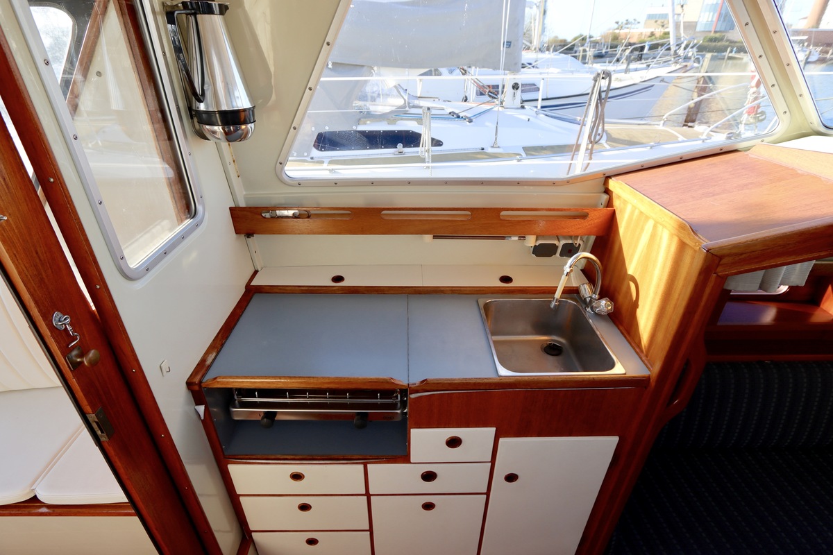 foto: 5 LM 32 Motorsailor