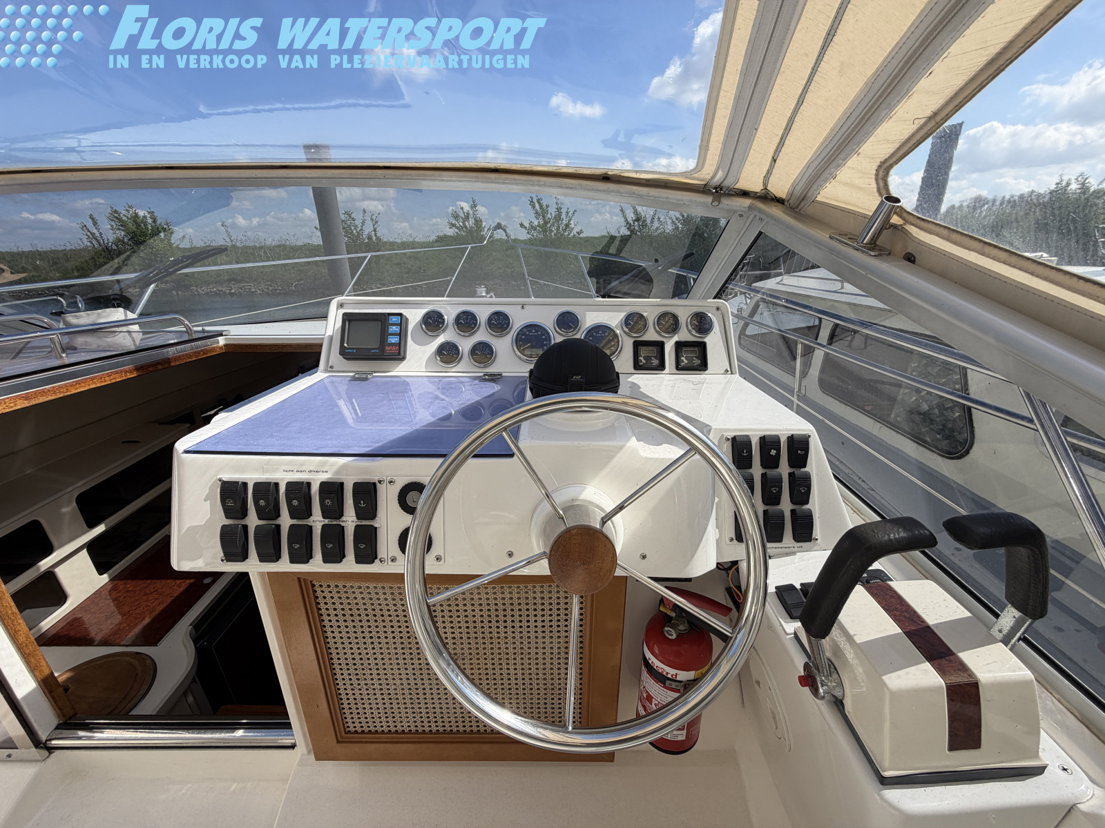 foto: 4 Princess 266 Riviera