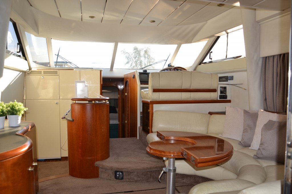 foto: 5 Fairline Squadron 43