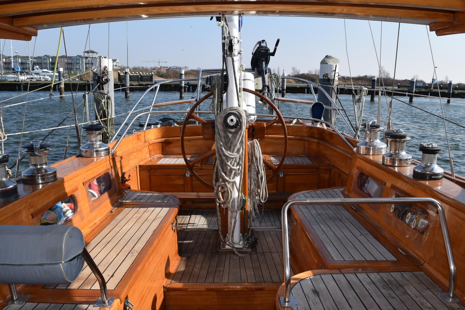 foto: 6  De Vries Lentsch 13.85 Ketch