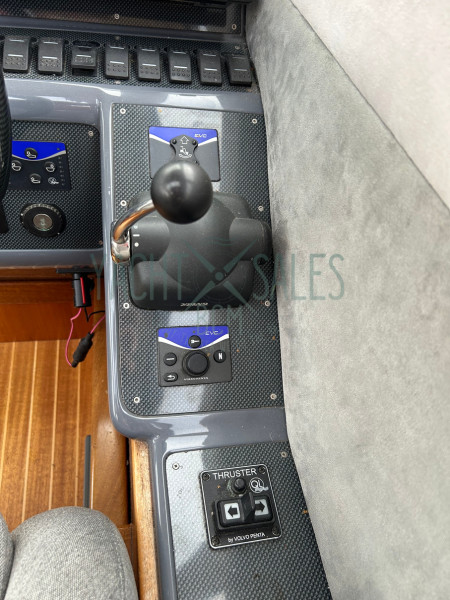 foto: 6 Galeon 330 HT