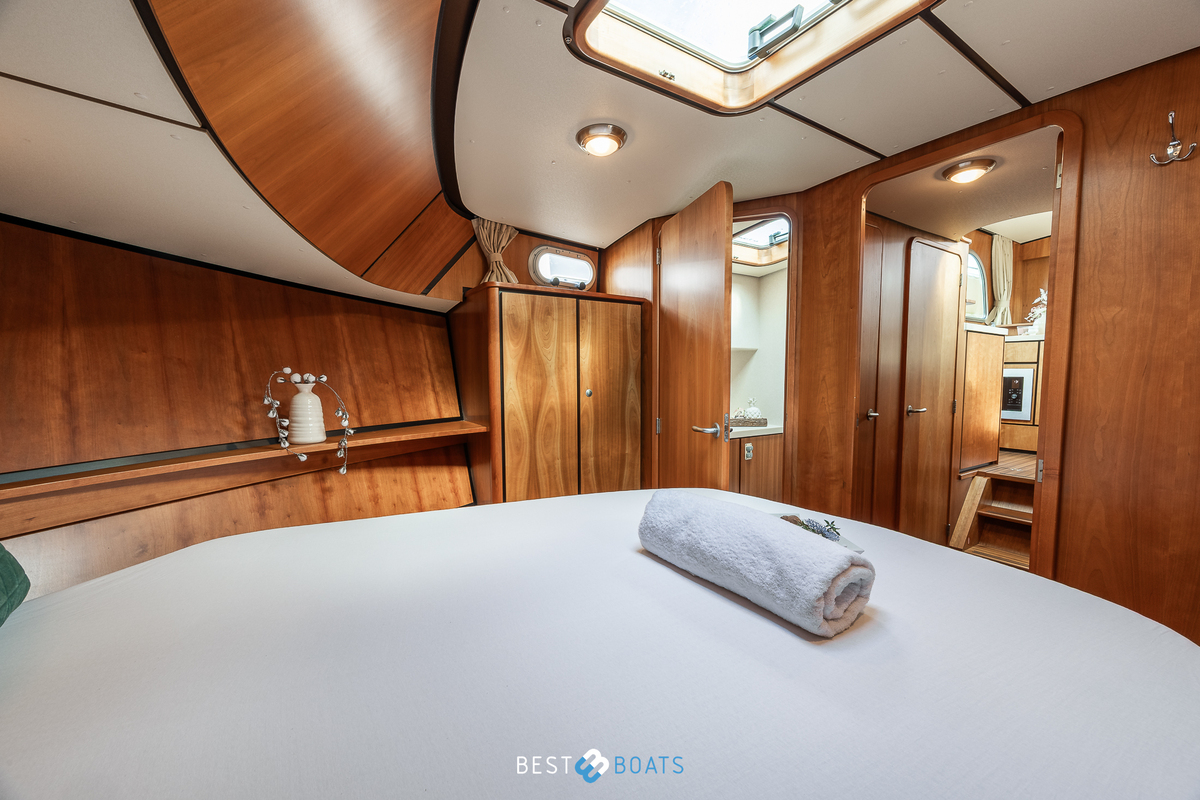 foto: 6 Linssen Grand Sturdy 40.9 AC