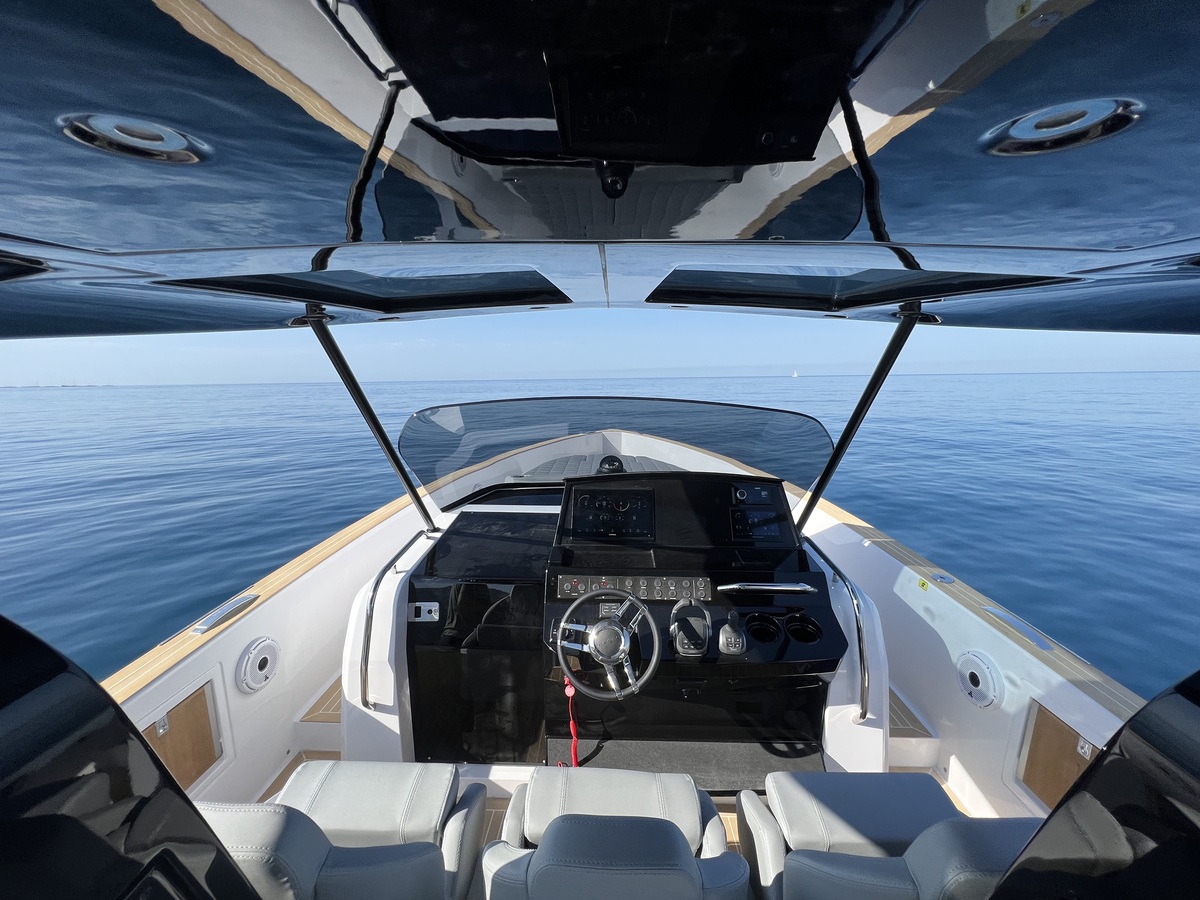 foto: 6 Pardo Yachts 38