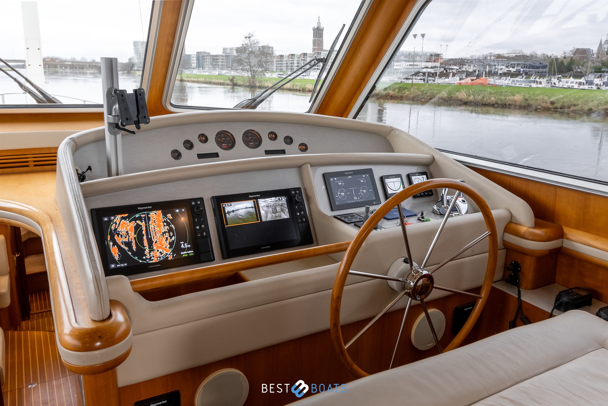 foto: 8 Linssen Grand Sturdy 500 AC Wheelhouse Long Top