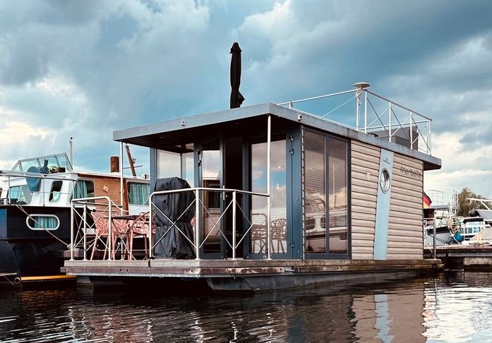 hoofdfoto: 1 Campi 300-320 Houseboat With Charter