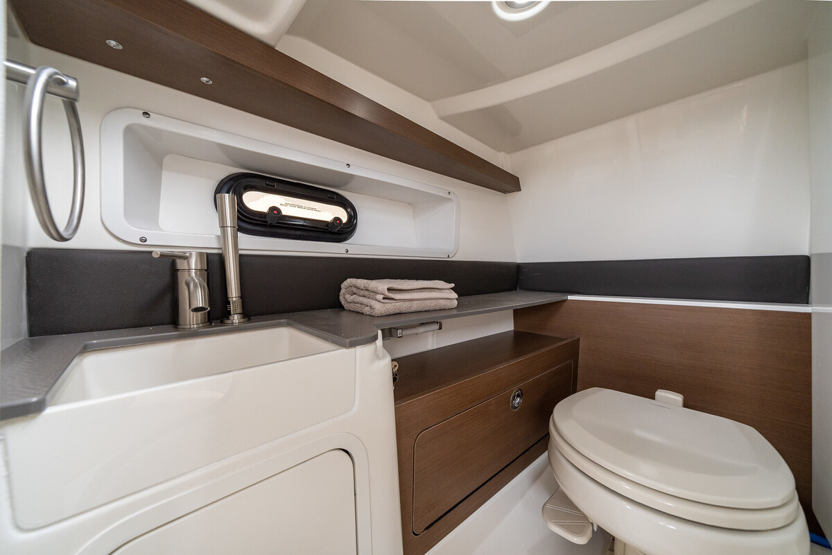 foto: 38 Sea Ray SDX 290