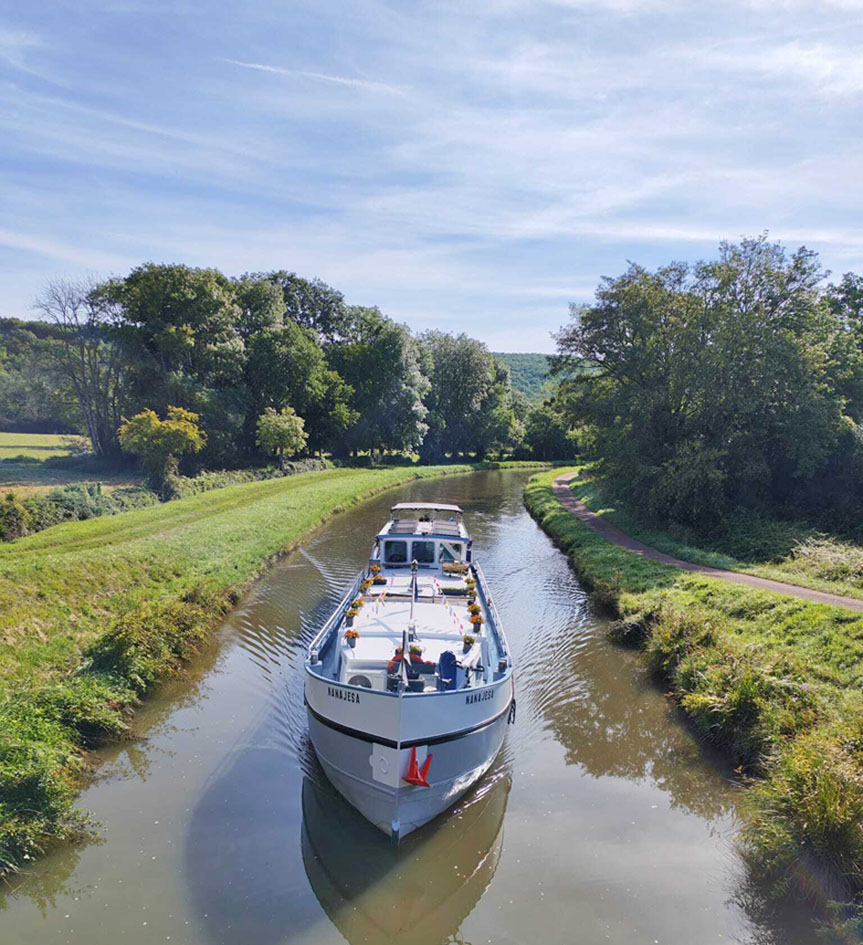 foto: 8 Luxe Motor 26.25 met UBC