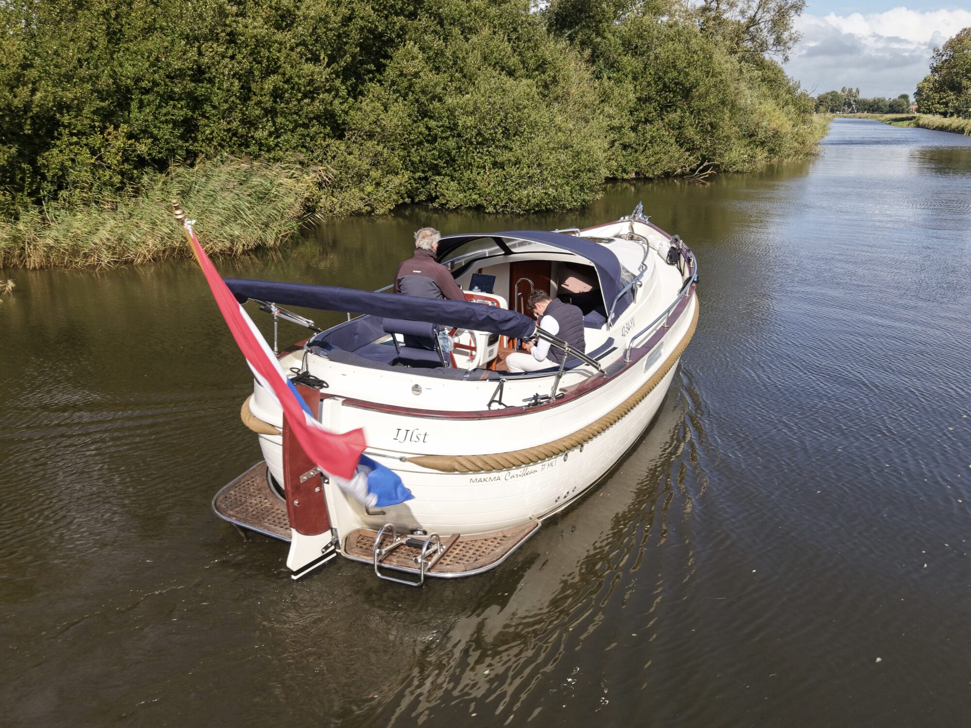 foto: 6 Makma Makma Caribbean 31 MK II “Bohemien”