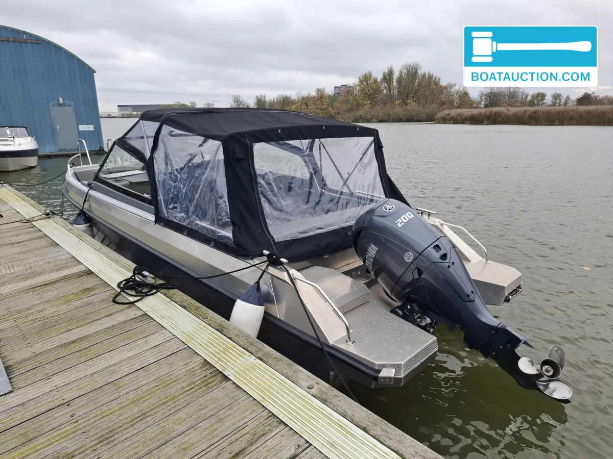 foto: 5 Buster Magnum