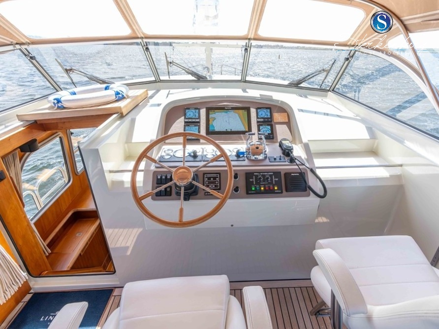 foto: 6 Linssen Grand Sturdy 470 AC MK II Diamond Edition