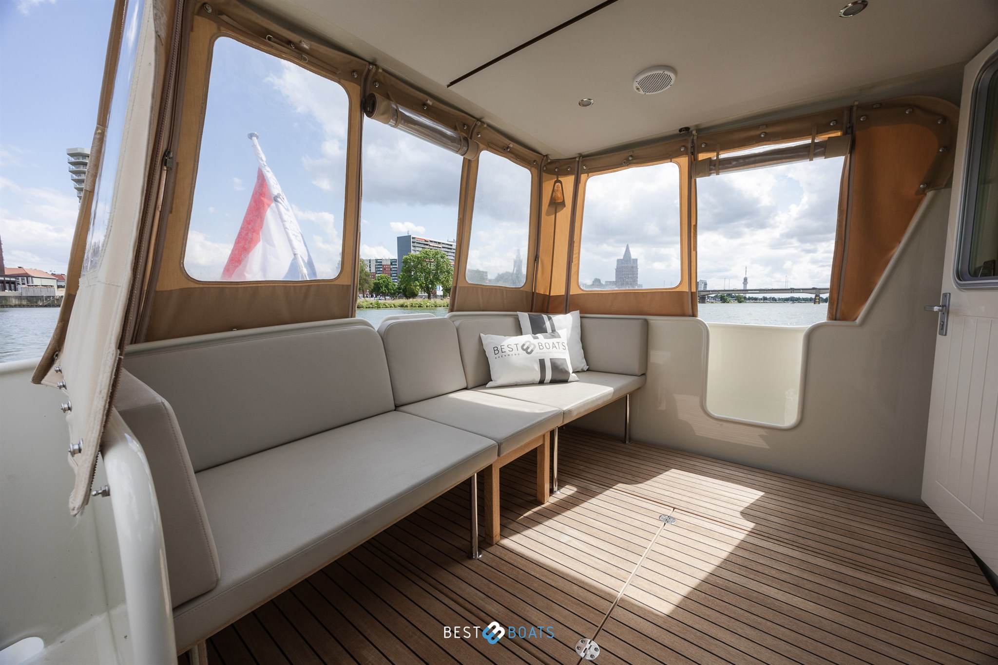 foto: 5 Linssen Grand Sturdy 35.0 Sedan