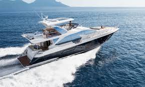 foto: 4 Azimut 72