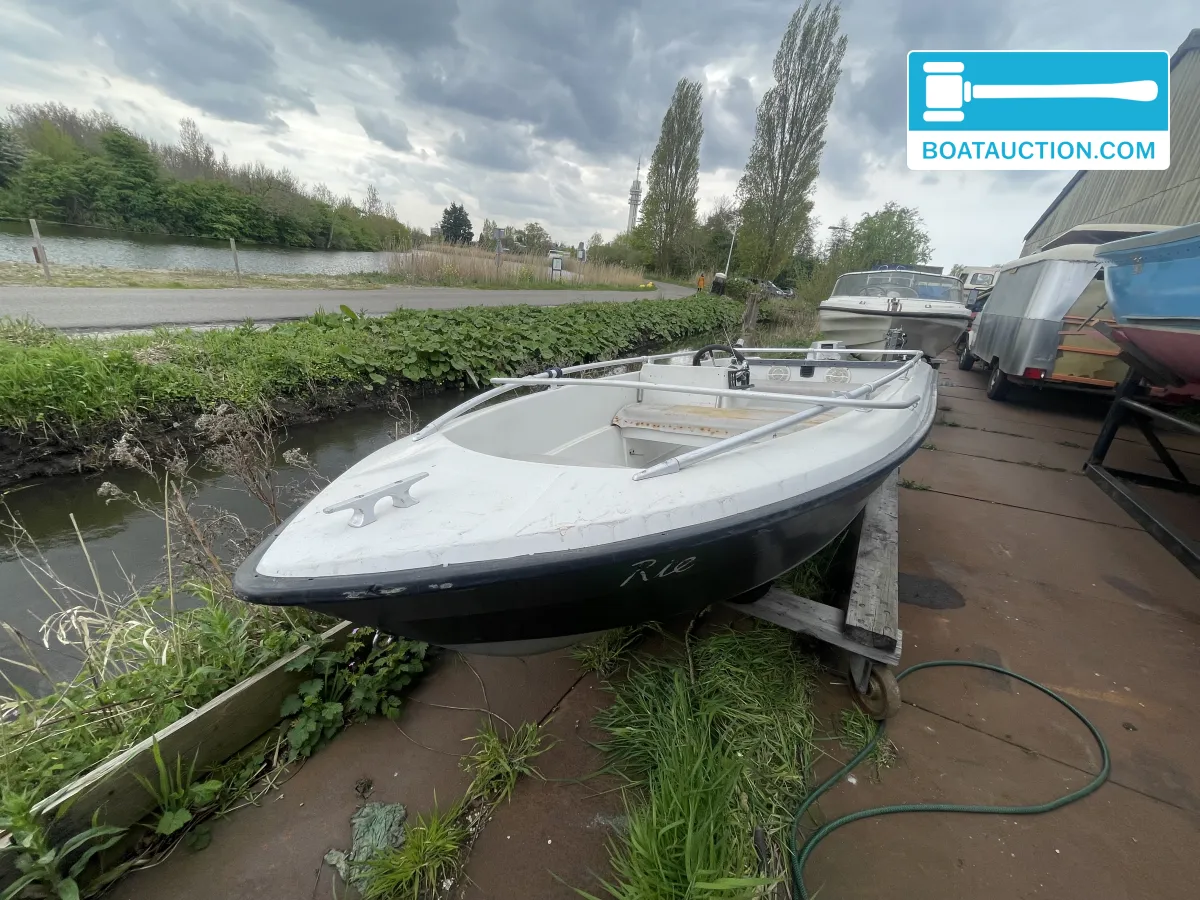 foto: 5 Speedboot 410