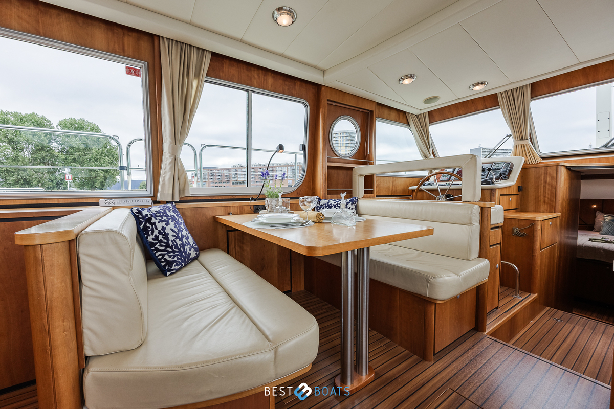 foto: 9 Linssen  Grand Sturdy 45.9 AC Twin