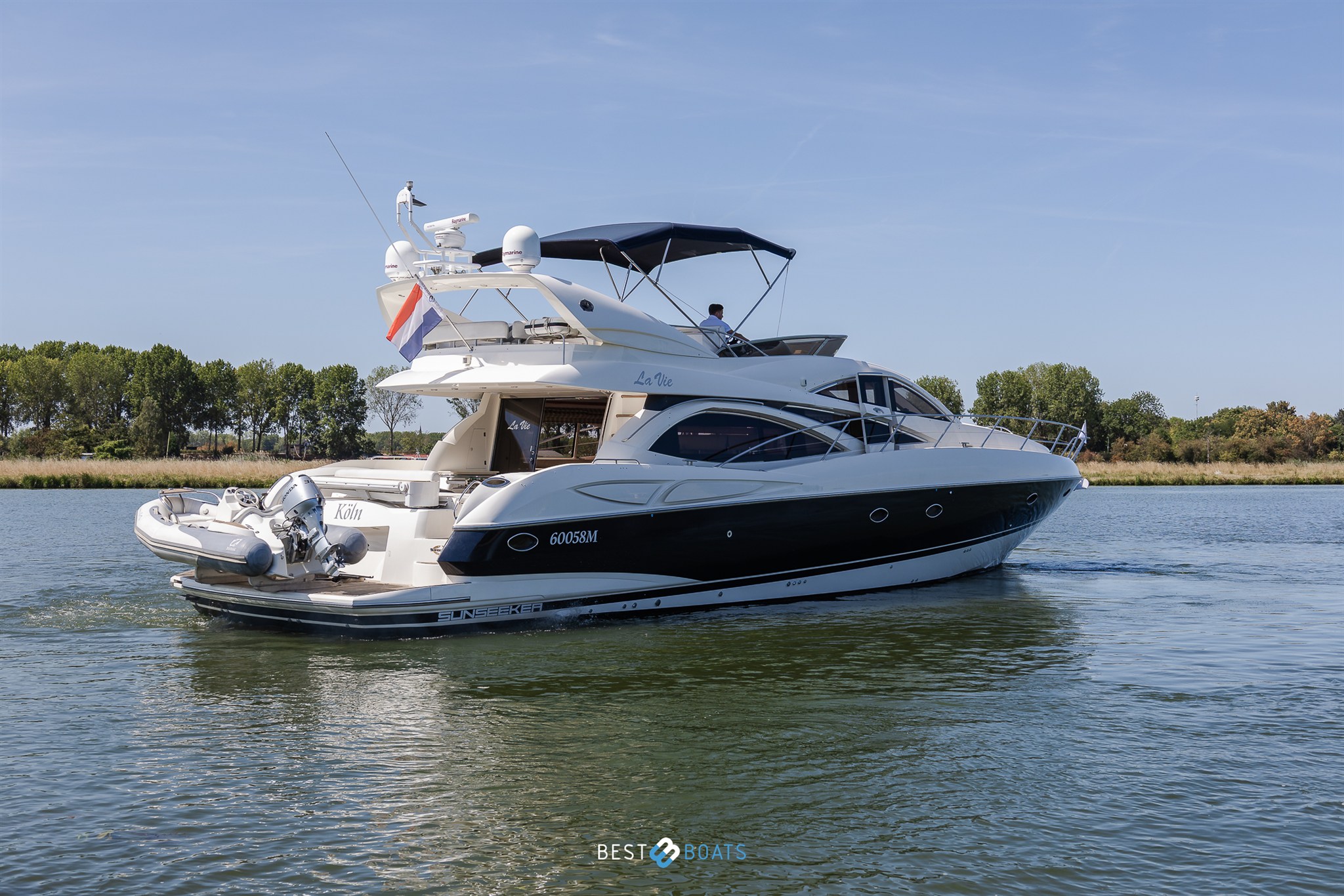 foto: 7 Sunseeker Manhattan 64