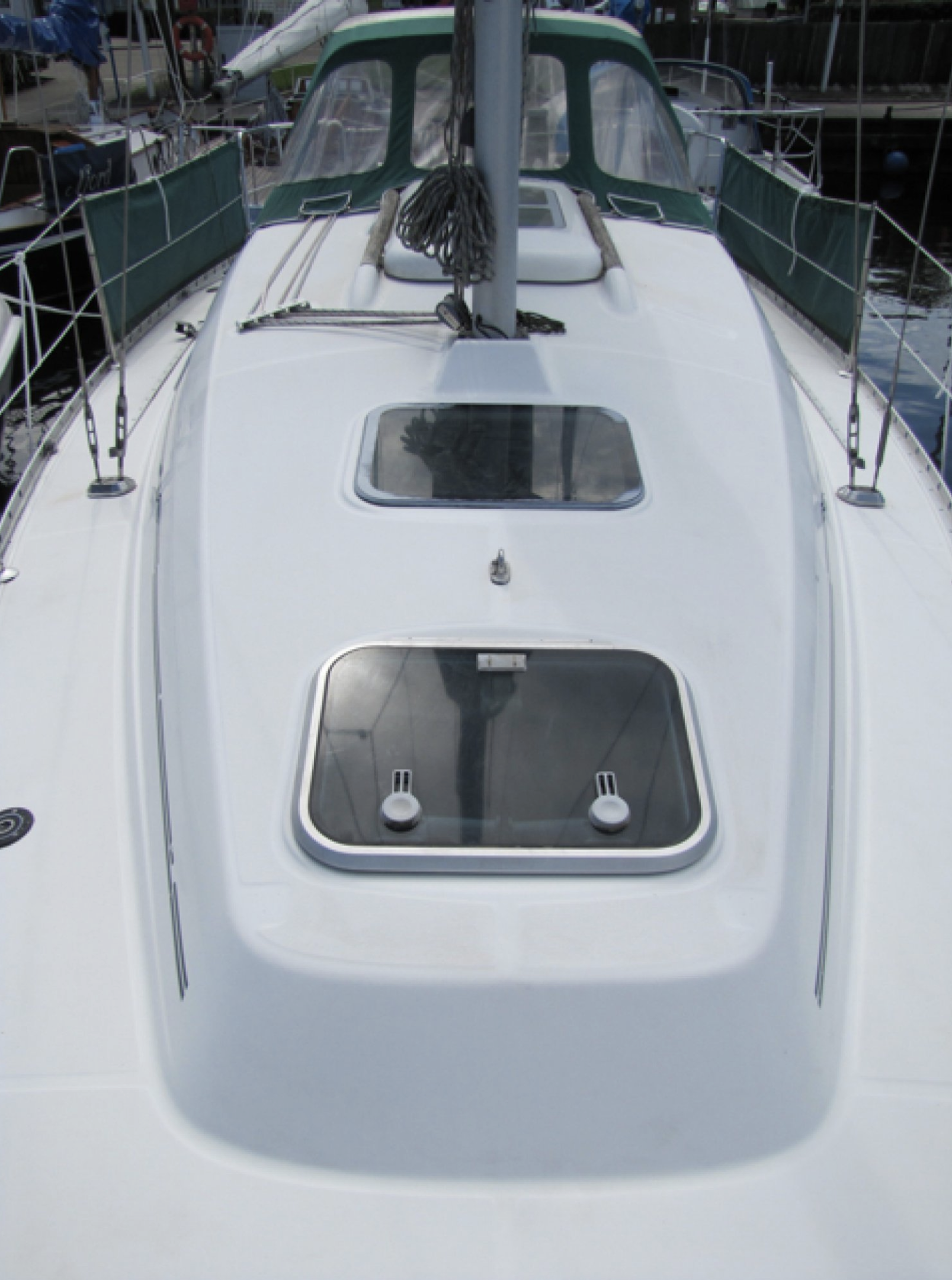foto: 5 Beneteau Oceanis 281
