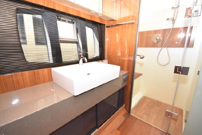 foto: 5 Fairline Squadron 55