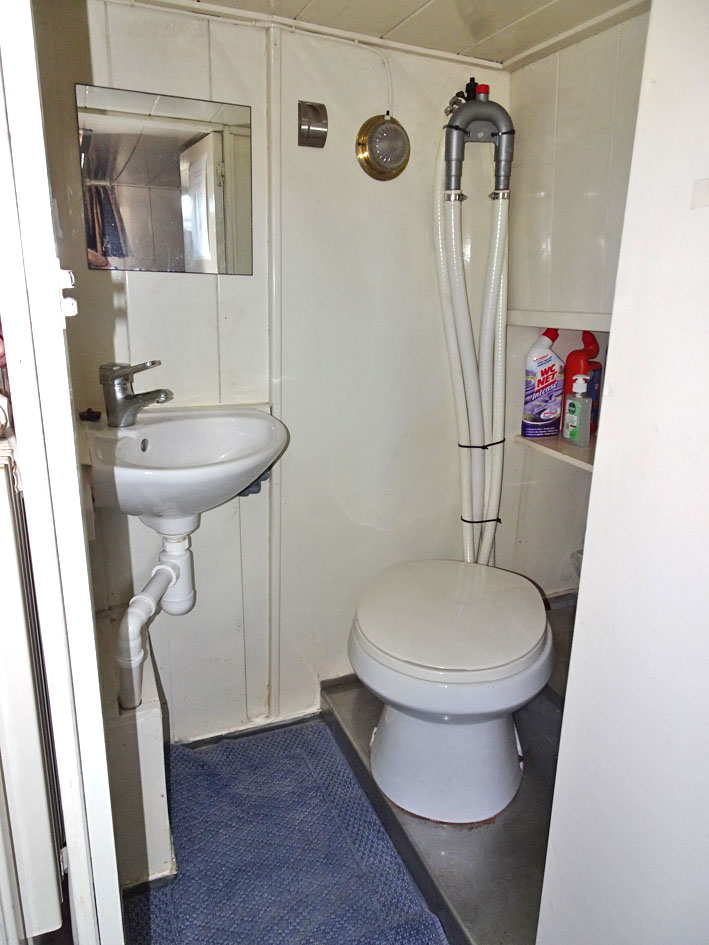 foto: 10 Motorsleepboot 13.90, IJssel