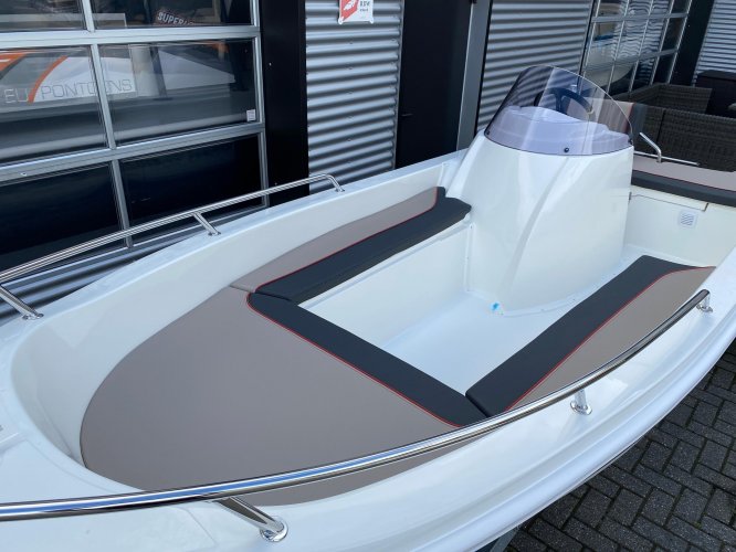 foto: 5 Sport-Yacht Classic 470 Sport