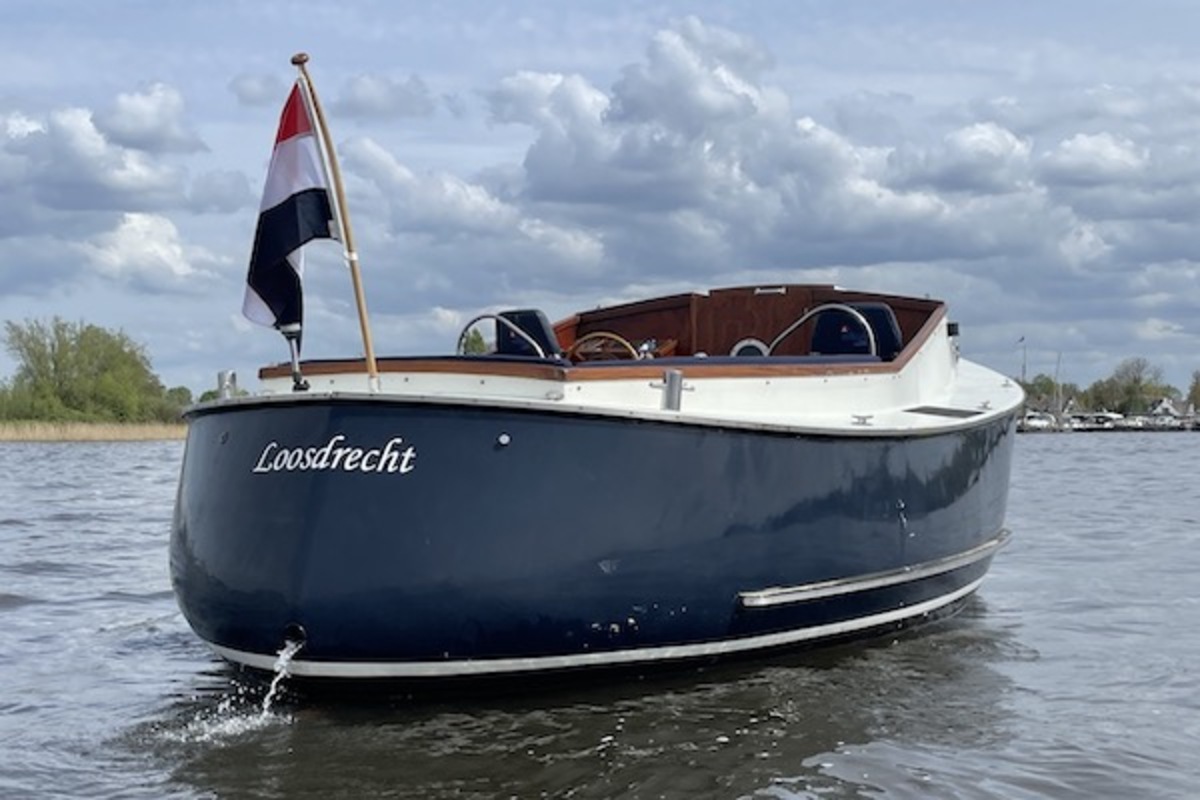 foto: 5 Bootsman Cabinsloep 700