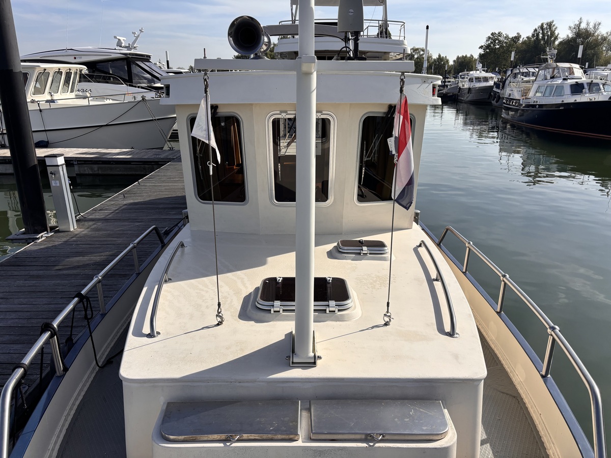 foto: 6 Sleepboot 13.50