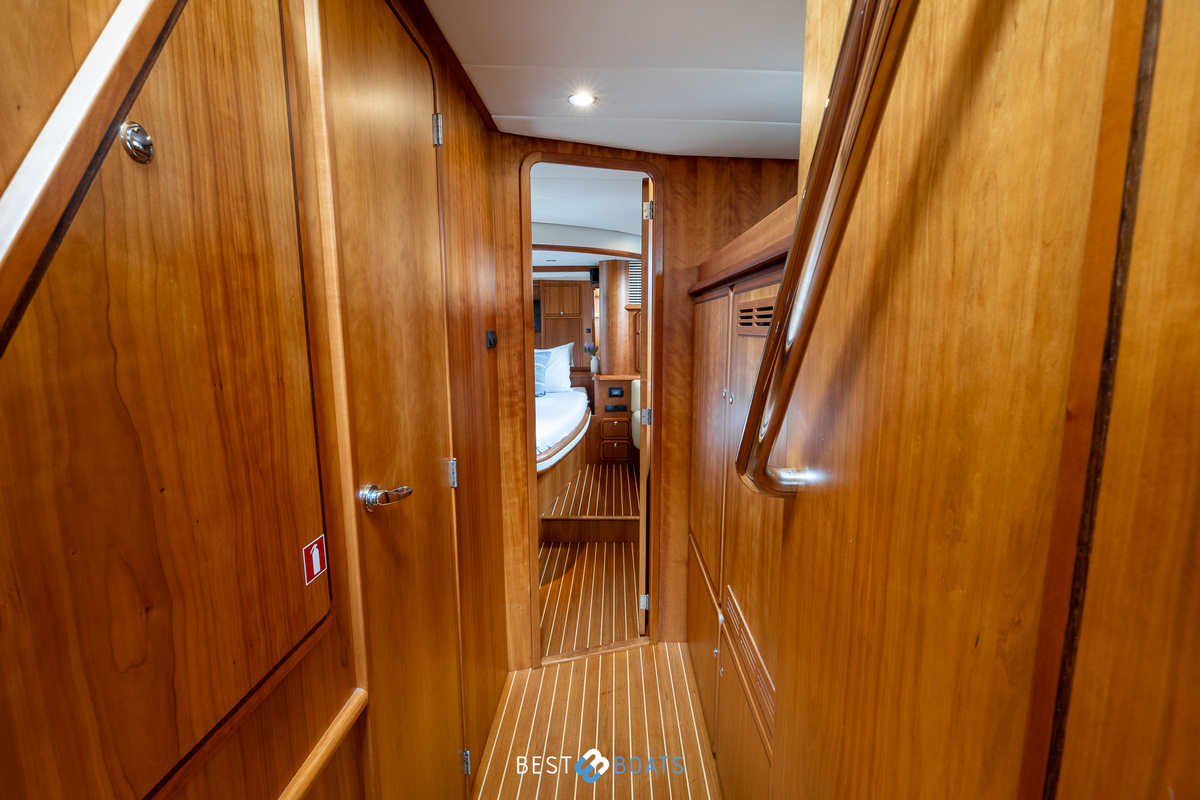 foto: 17 Linssen Grand Sturdy 500 AC Variotop 