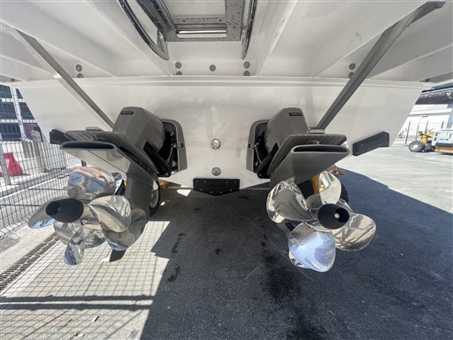 foto: 6 Pardo Yachts 38