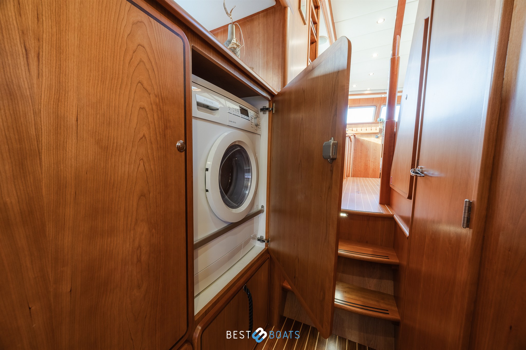 foto: 8 Linssen Grand Sturdy 500 Variotop MKII